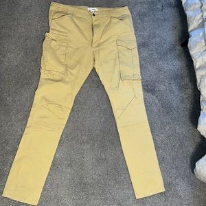 Men’s cargo pants
